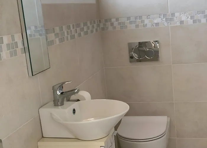 Chloe San Miguel de Abona