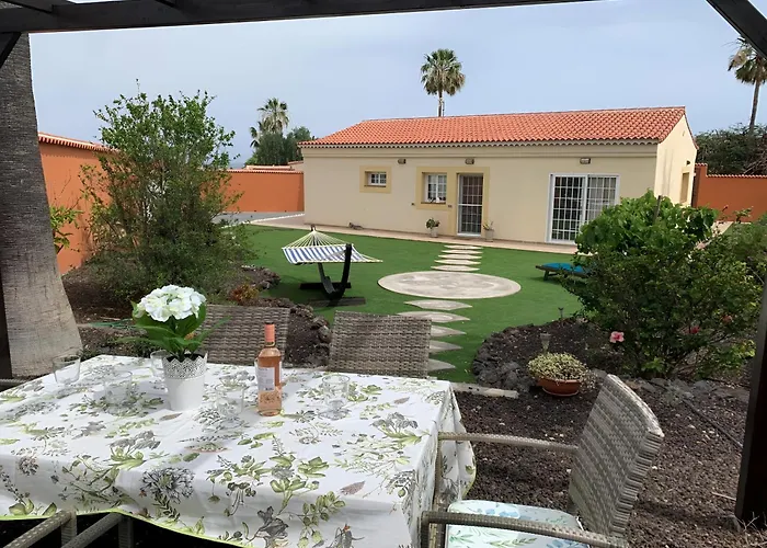 Chloe Villa San Miguel de Abona